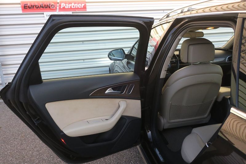 Audi A6 Allroad 3.0TDI 200kW Quat. Stronic ČR - fotka 41 z 50