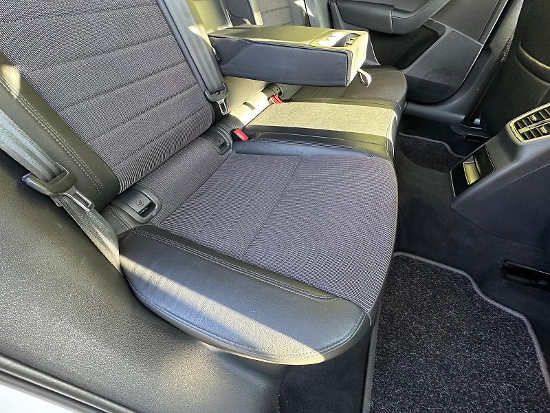 Škoda Octavia (2014) KOMBI 4x4 *1.6TDI/77kW *2.Maj - fotka 24 z 38