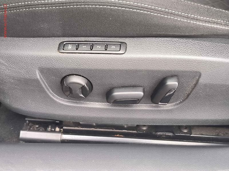 Škoda Superb (2016) 1.6 TDi, Style, DSG, bixen - fotka 11 z 23