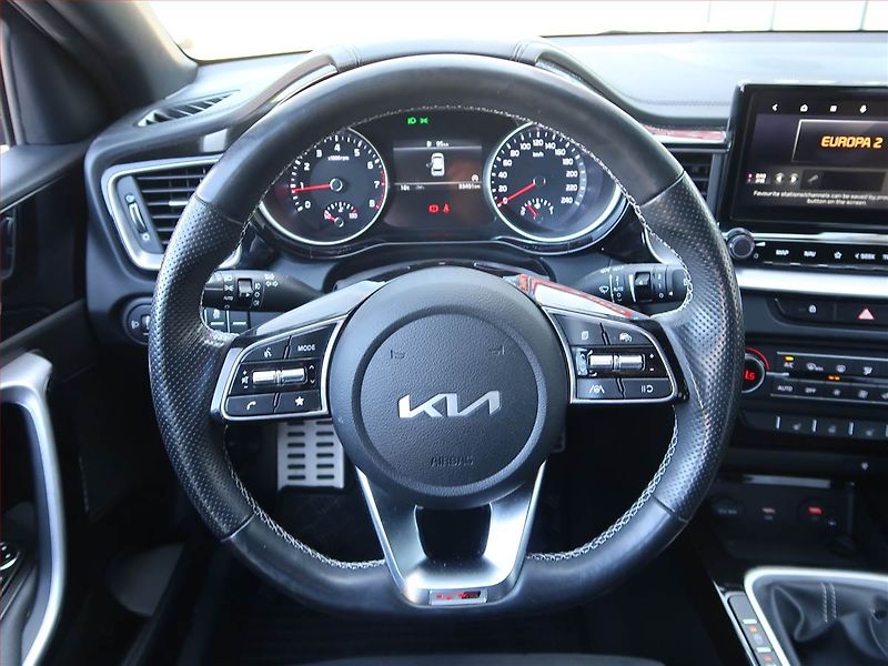 Kia Ceed (2021) GT Line 1.5 T-GDI, Serv.kniha - fotka 17 z 17