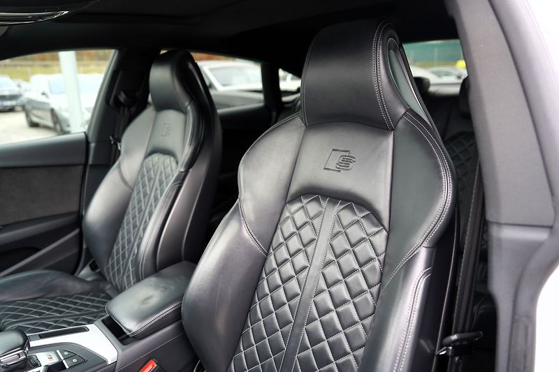 Audi S5 3.0 TFSI tiptronic Quattro/B&O - fotka 28 z 49