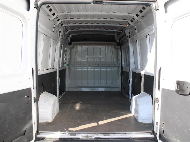 Opel Movano 2,2 CDTi 165k. L3H2 Edition ČR - fotka 19 z 20