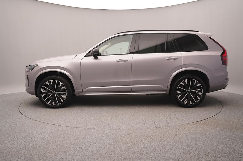Volvo XC90 (2026) B5 AWD AUT DARK PLUS 7-míst - fotka 9 z 25