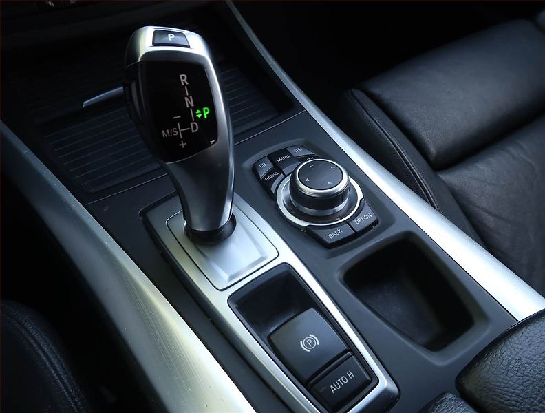 BMW X5 (2011) xDrive40d, 4X4, Automat, Navi - fotka 13 z 19
