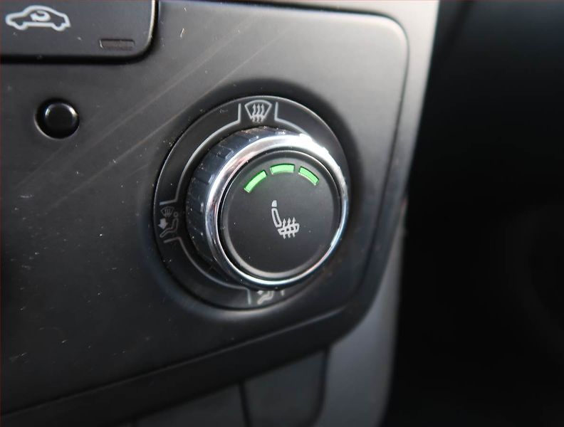 Škoda Yeti (2011) 2.0 TDI, 4X4, Serv.kniha - fotka 19 z 20