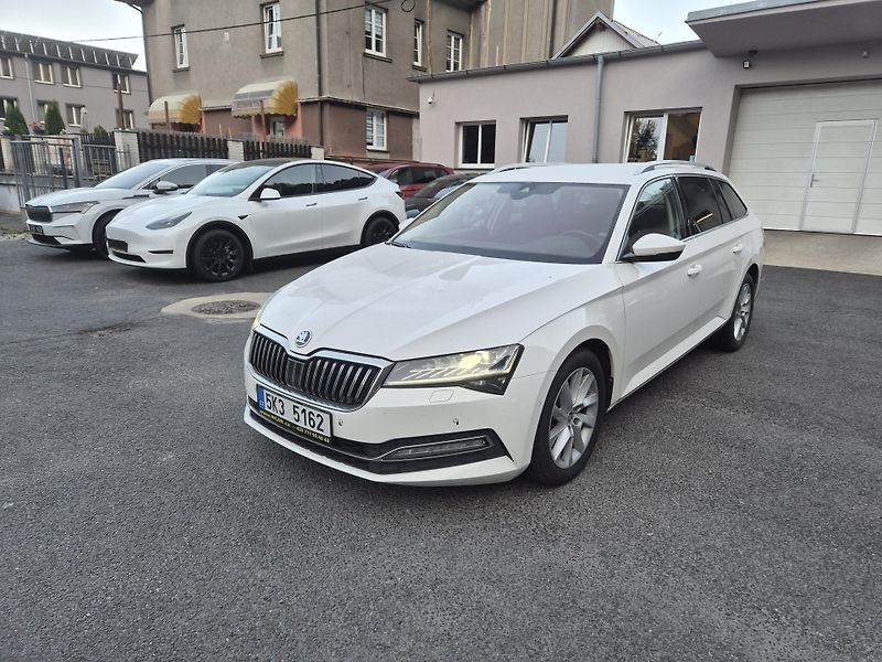 Škoda Superb Combi 2,0TDi 110kw DSG 17ALU - fotografie inzerátu
