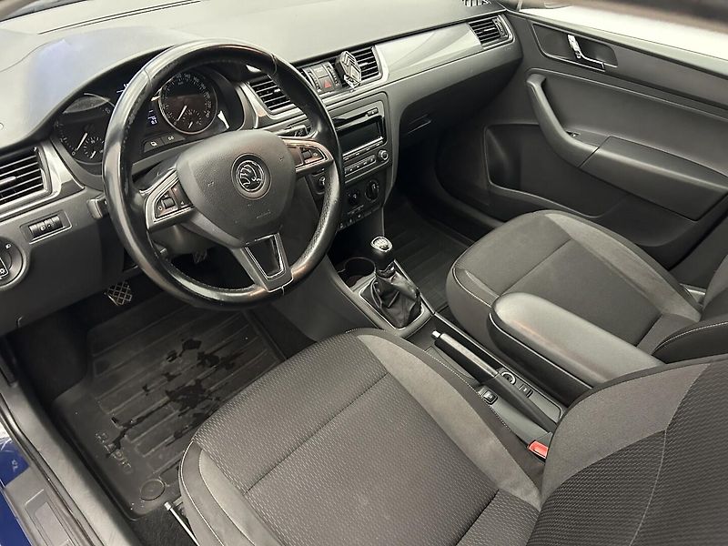 Škoda Rapid 1.2 TSi Ambition - fotka 6 z 21