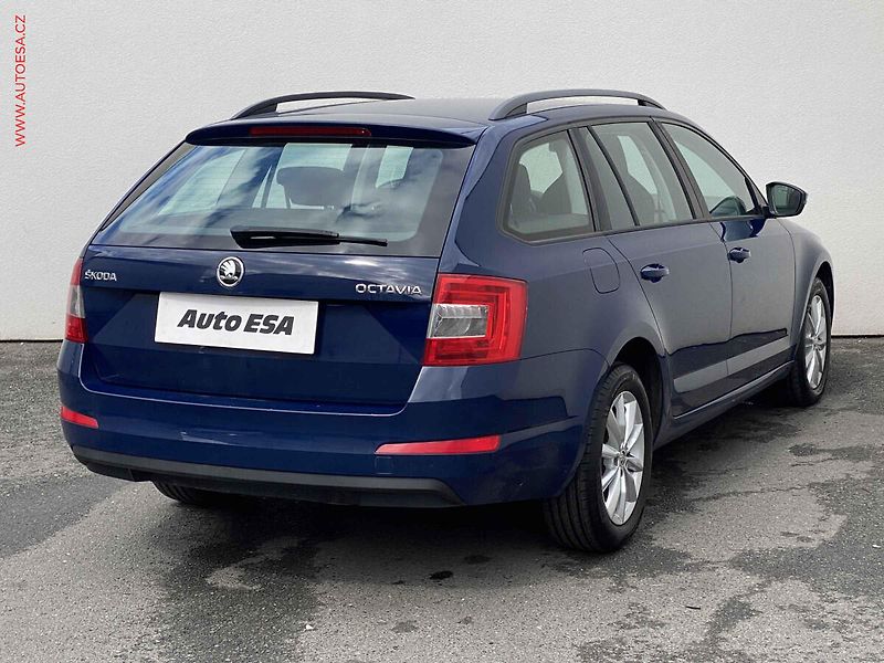 Škoda Octavia (2016) 1.6 TDi, ČR, Ambition, +kola - fotka 4 z 17