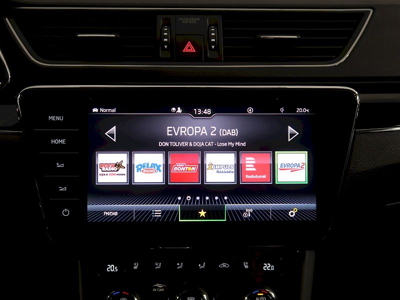 Škoda Superb (2023) LAURIN&KLEMENT 2.0TSI 206KW 4x - fotka 26 z 47