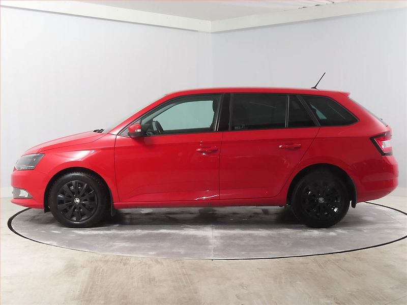Škoda Fabia (2015) 1.2 TSI, Park. senzory - fotka 3 z 13
