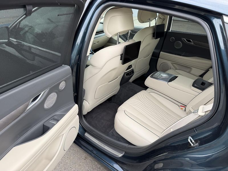 Genesis G80 2,5T 224kW 4x4 autom. TV  - fotka 17 z 20