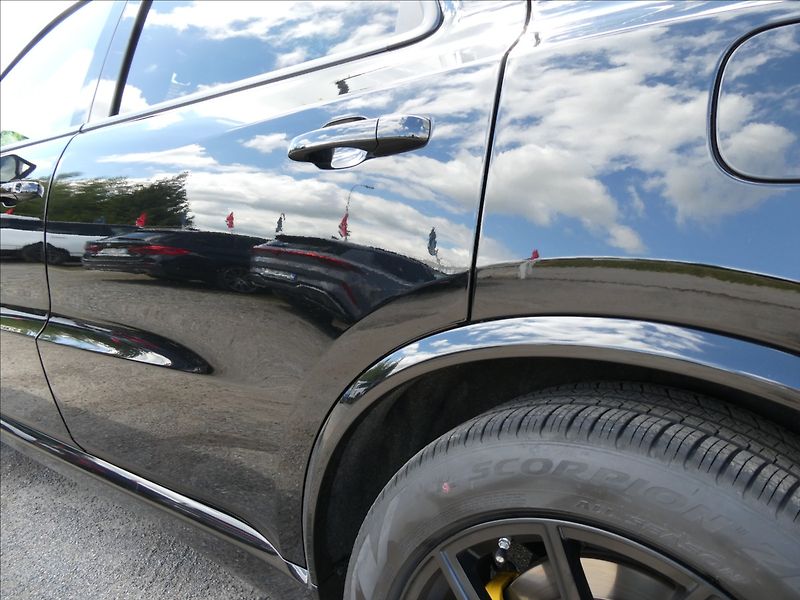 Dodge Durango 6,4 SRT AWD 354kW,1.maj,ČR,LPG - fotka 16 z 50
