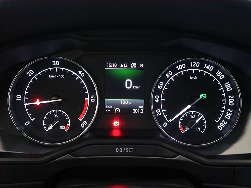 Škoda Superb (2018) Style Plus 2.0 TDI, 4X4 - fotka 11 z 12