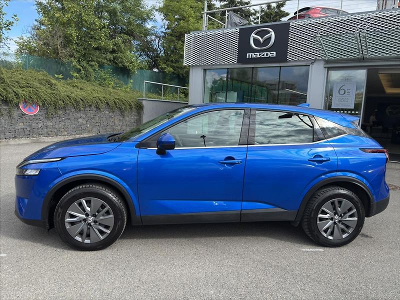 Nissan Qashqai 1,3 DIG-T Visia PLNÝ SERVIS - fotka 2 z 39
