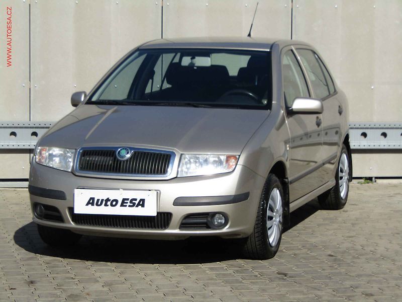 Škoda Fabia (2005) 1.2 i, ČR, servis.kniha - fotka 3 z 16