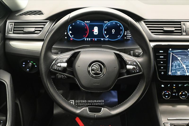 Škoda Superb 2,0 TDI 110 kW Style Záruka až - fotka 18 z 33