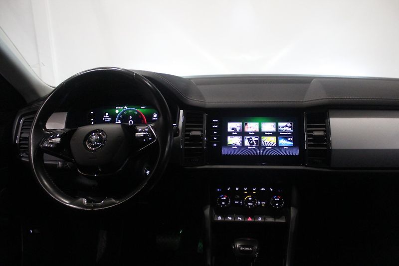 Škoda Kodiaq (2022) 110kW DSG, Tažné, Matrix, 2023 - fotka 21 z 36