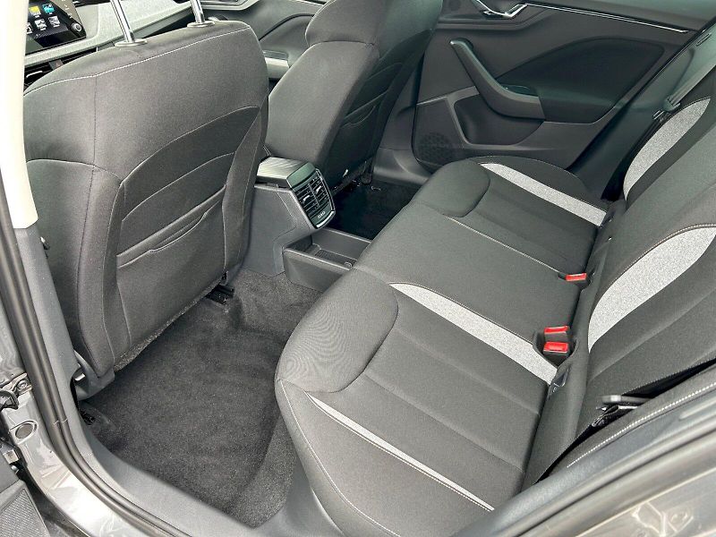 Škoda Scala (2025) Selection 1.0 TSI 85 kW - fotka 29 z 34