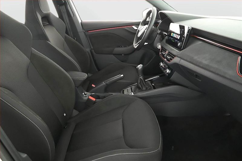 Škoda Kamiq (2025) 1.0 TSI, Drive, FullLed - fotka 7 z 15