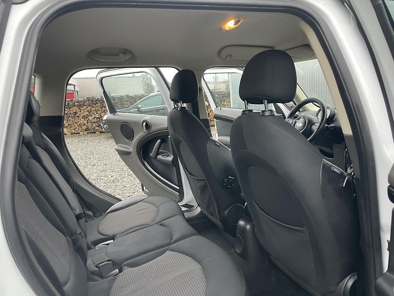 Mini Countryman 2.0SD 110PS COOPER D AUTOMAT!! - fotka 143 z 192