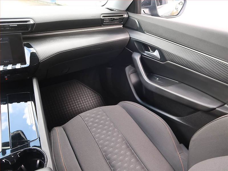 Peugeot 508 (2020) 2.0 BlueHDi, Automat, Navi - fotka 8 z 18