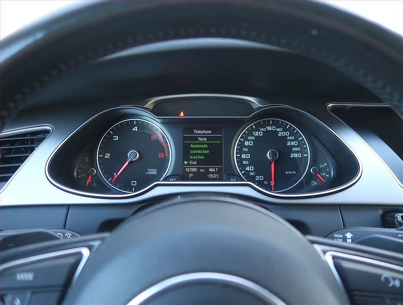 Audi A4 (2013) S-Line 2.0 TDI, 4X4, Automat - fotka 11 z 19