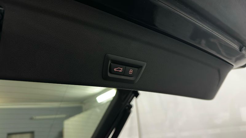 BMW X6 M60i / ZÁRUKA / TAŽNÉ  - fotka 27 z 70