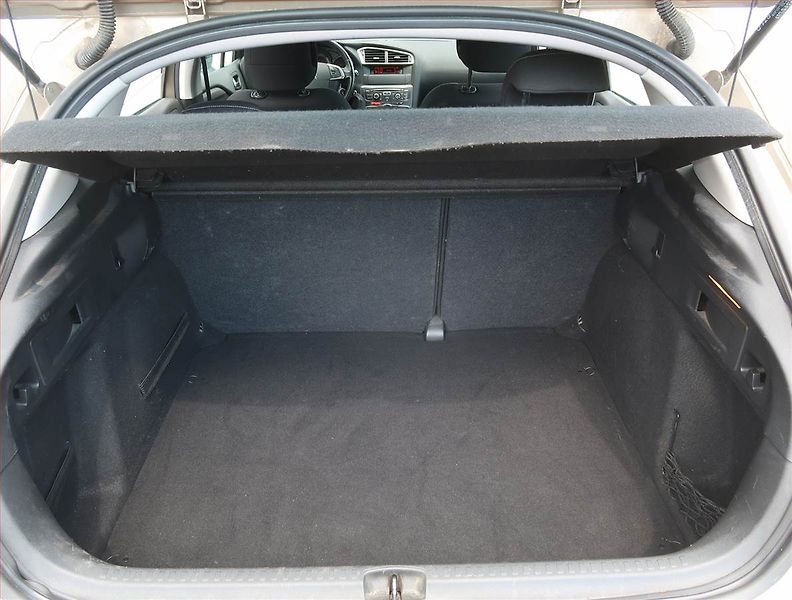 Citroën C4 (2015) 1.6 HDi, Tempomat - fotka 13 z 15