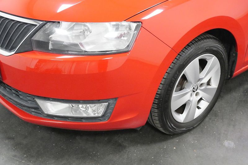 Škoda Rapid - fotka 9 z 24