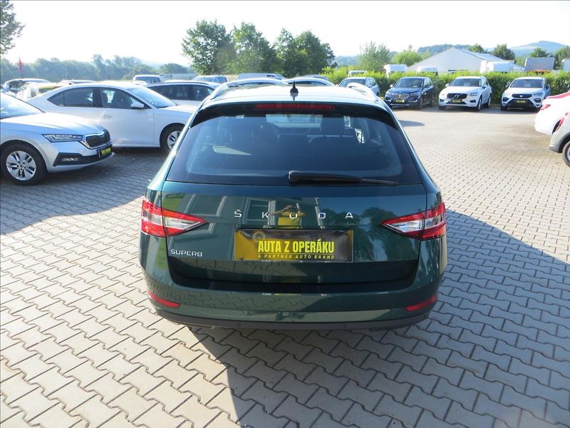 Škoda Superb 2,0 TDI Ambition DSG ČR - fotka 6 z 24