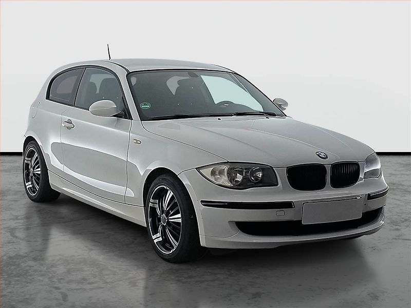 BMW Řada 1 (2009) Selection 116i, Park. senzory - fotografie inzerátu