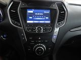 Hyundai Santa Fe (2015) Premium 2.2 CRDi, 4X4 - náhled 12