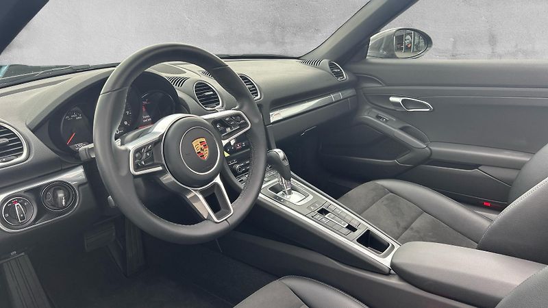 Porsche Boxster 718 - fotka 15 z 29
