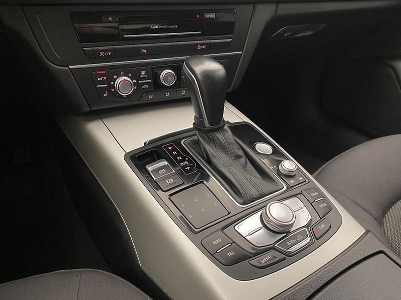 Audi A6 3.0TDI QUATTRO AUT CZ - fotka 27 z 47
