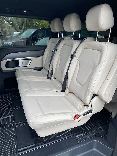 Mercedes-Benz Třídy V V300d 4Matic Exclusive Long - fotka 21 z 32
