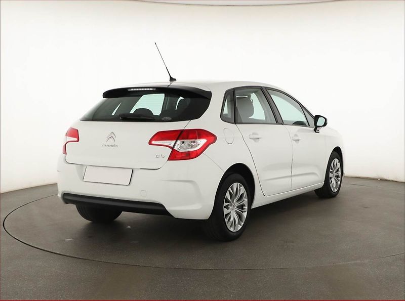 Citroën C4 (2013) 1.4 16V, Tempomat - fotka 5 z 13