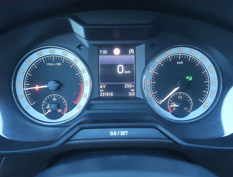 Škoda Octavia (2015) Laurin&Klement 2.0 TDI, 4X4 - fotka 11 z 16