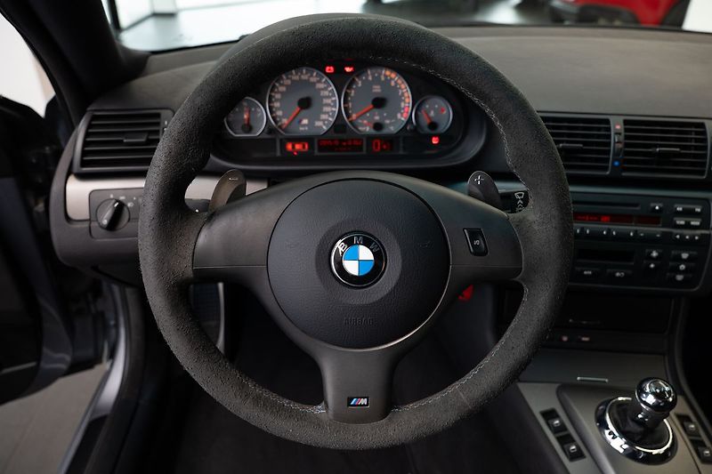 BMW M3 CSL - fotka 6 z 25