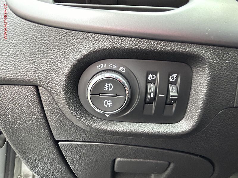 Opel Astra (2017) 1.6CDTI, ČR, servis.kniha - fotka 12 z 14