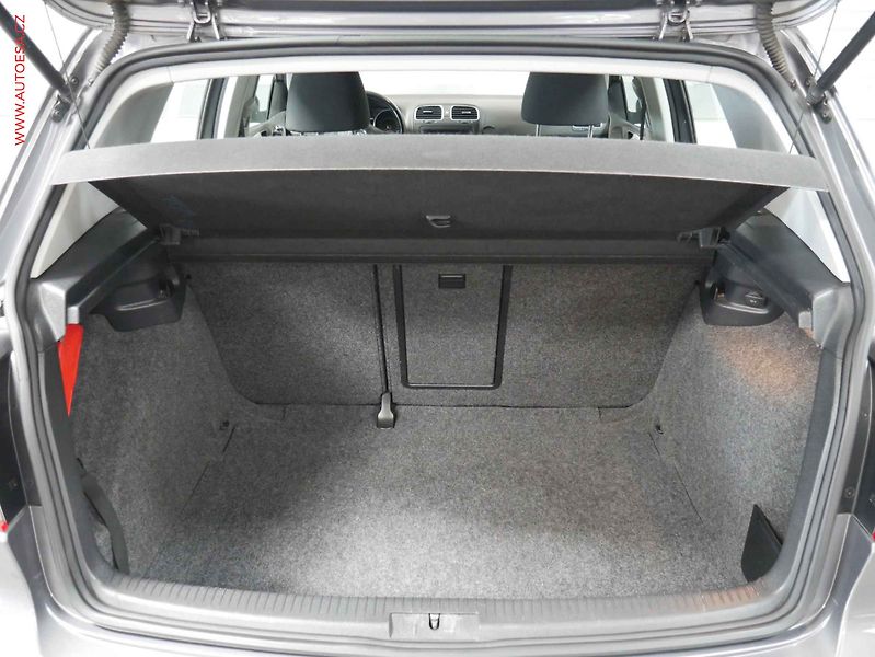 Volkswagen Golf (2009) 1.4TSi, AC, park.čidla - fotka 7 z 20