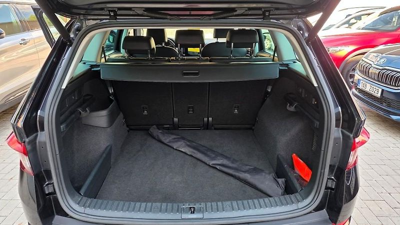 Škoda Kodiaq (2021) 2.0 TDI 147KW 4x4 DSG L&K - fotka 13 z 40