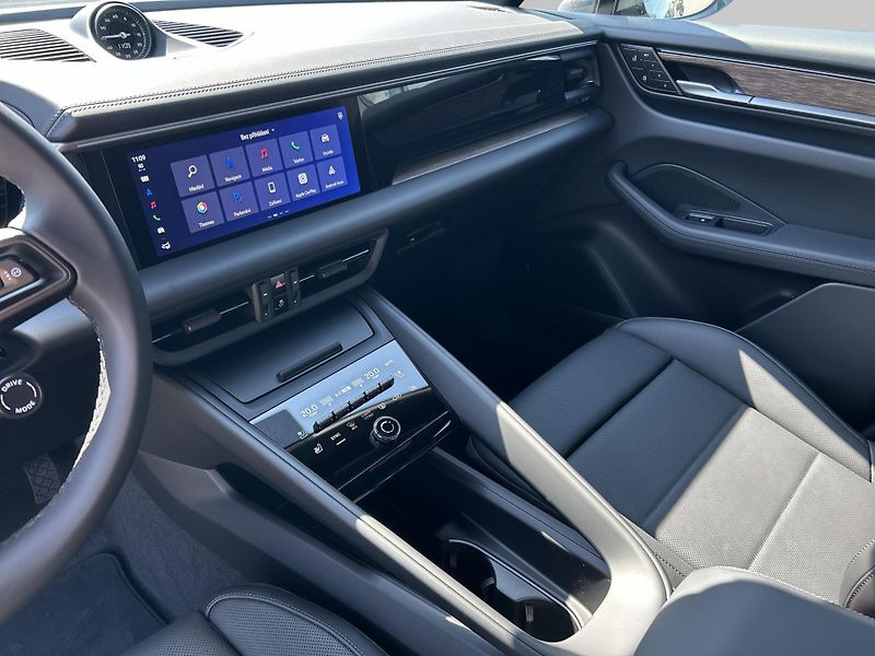 Porsche Macan (2026) 4 - fotka 19 z 30
