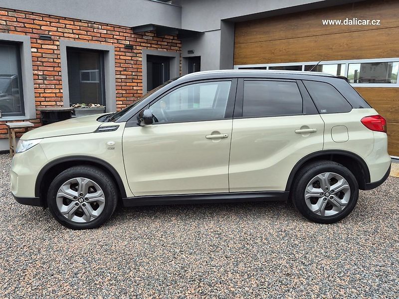 Suzuki Vitara (2017) 1.6VVT 88KW COMFORT NAVI - fotka 7 z 52