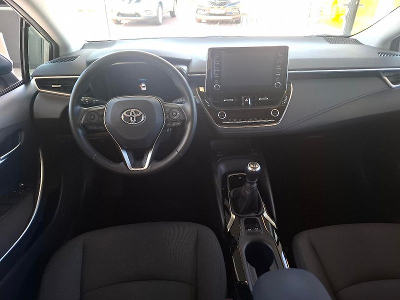 Toyota Corolla 1.6 VVT-i 97KW 2020 - fotka 7 z 12