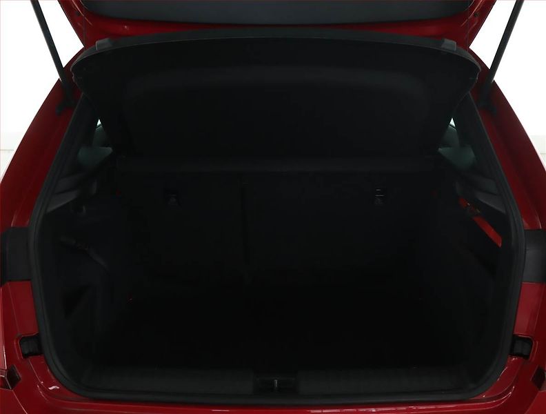 Škoda Kamiq (2024) Monte Carlo 1.5 TSI - fotka 11 z 14
