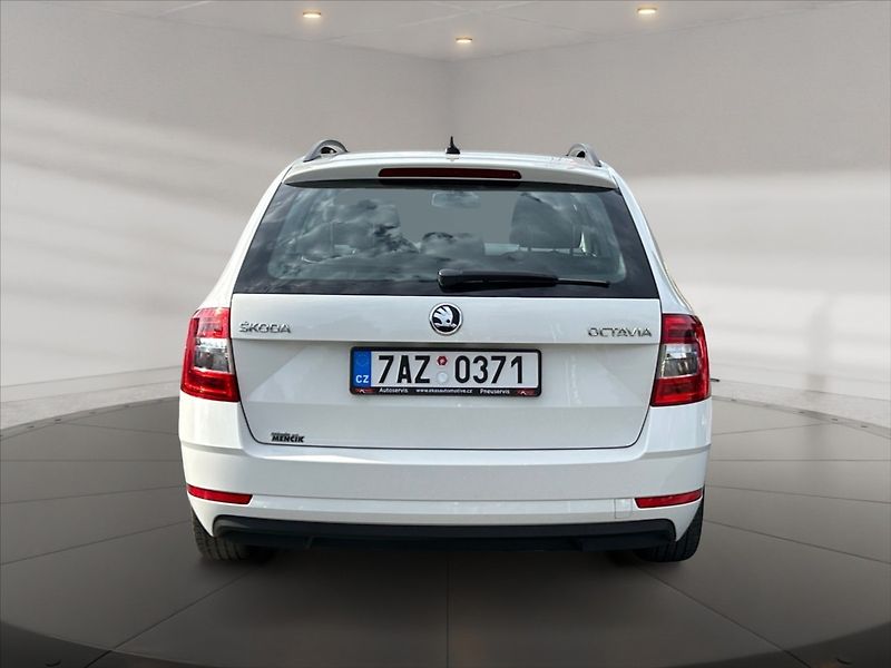 Škoda Octavia 1,6 TDI 85 Active - fotka 5 z 11