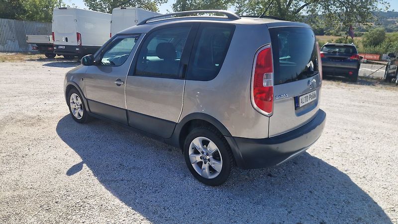 Škoda Roomster 1,6 TDI - fotka 4 z 10
