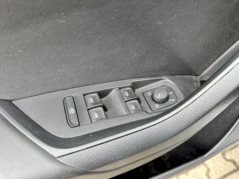Škoda Kodiaq (2021) 2.0 TDI 110 kW Ambition 4x4 DS - fotka 9 z 25