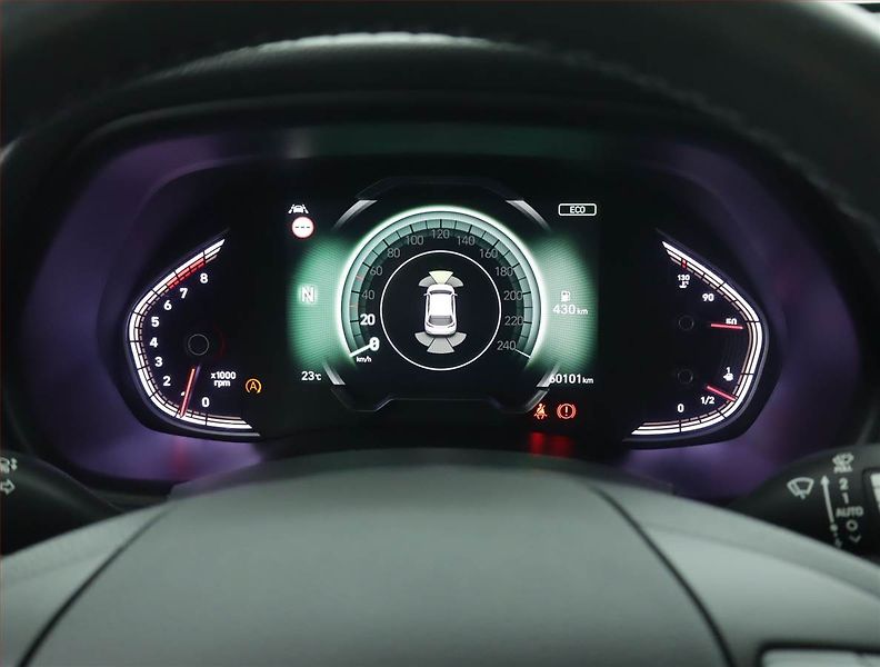 Hyundai i30 (2023) Style 1.5 T-GDI MHEV, ČR,1.maj - fotka 11 z 16