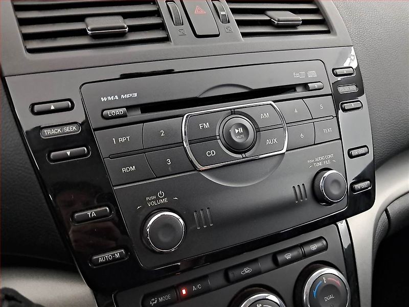 Mazda 6 (2010) 2.0, Automat, Xenony, Tempomat - fotka 14 z 17
